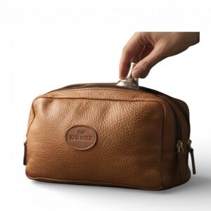 KING RANCH Docil Leather Doppler Kit Toiletry Bag Large Dual Zip Russet Brown